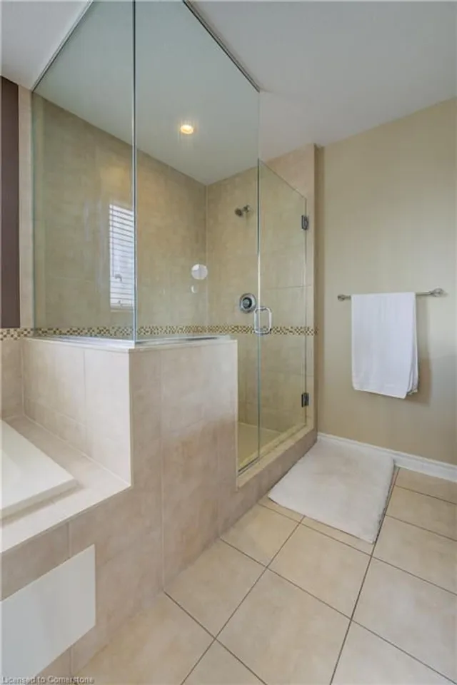 Additional image 21 of 51 Frey Cres