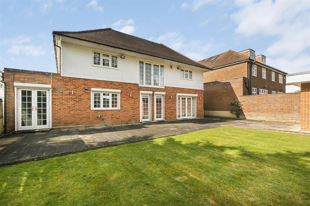 Additional image 4 of Mymms Drive, Brookmans Park, Hatfield