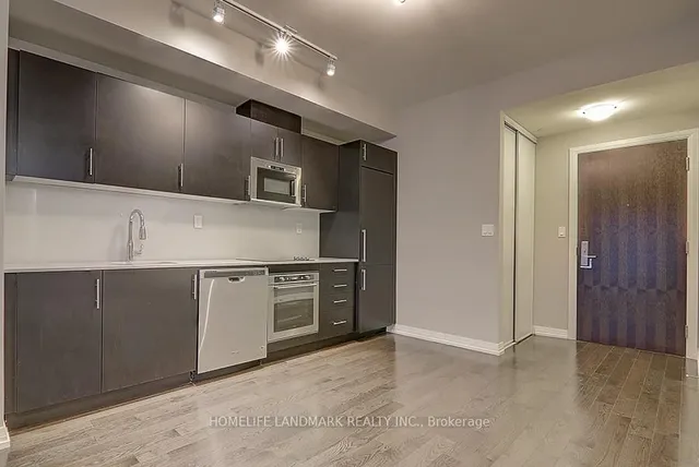 Additional image 3 of 460 Adelaide St Unit 701