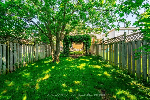 Additional image 33 of 1380 Treeland St