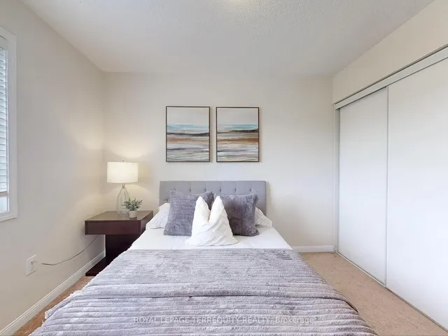 Additional image 23 of 879 Brassard Circ