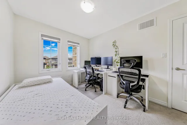 Additional image 26 of 13 Cyclone Tr