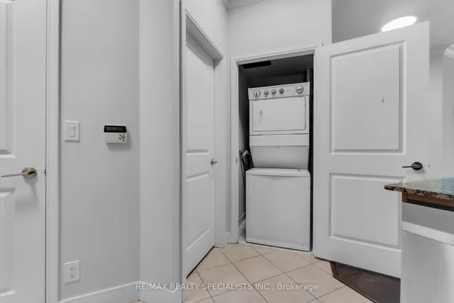 Additional image 30 of 80 Absolute Ave Unit 106