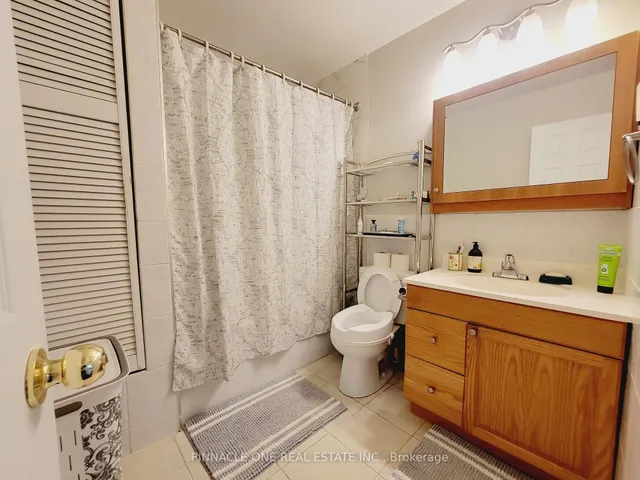 Additional image 31 of 61 Applegate Cres