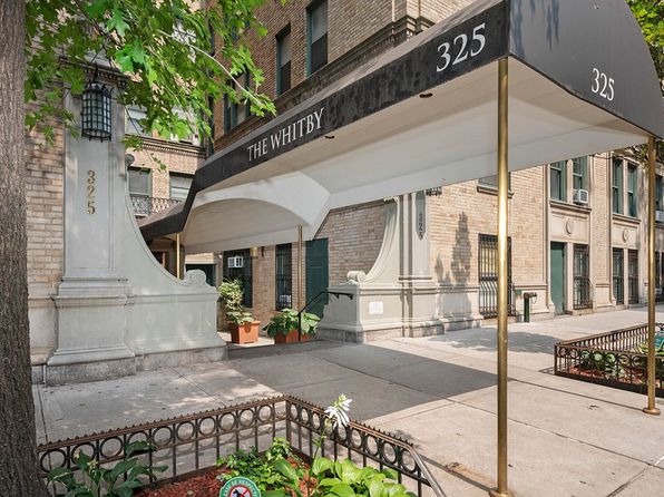 325 W 45th St APT 403A, New York, NY 10036