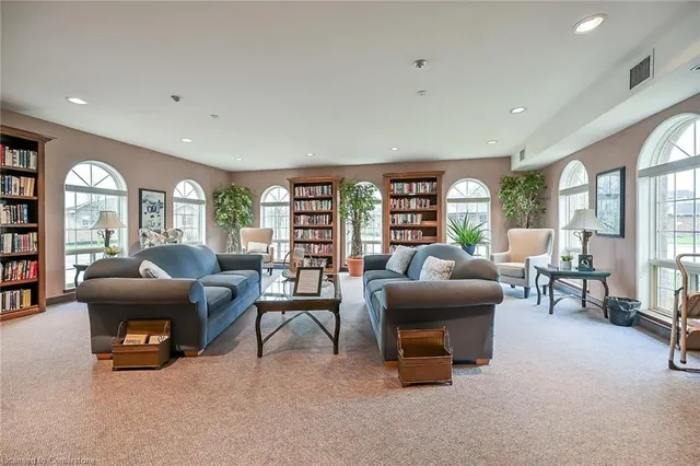 Additional image 33 of 43 Twentyplace Blvd