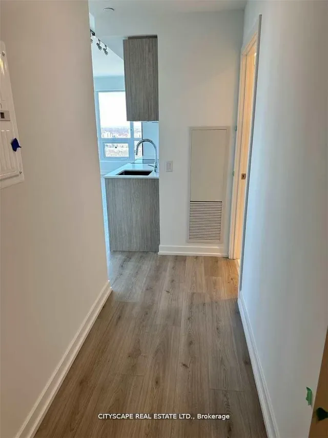 房产图片 2 - 多伦多布鲁尔街395号4904单元