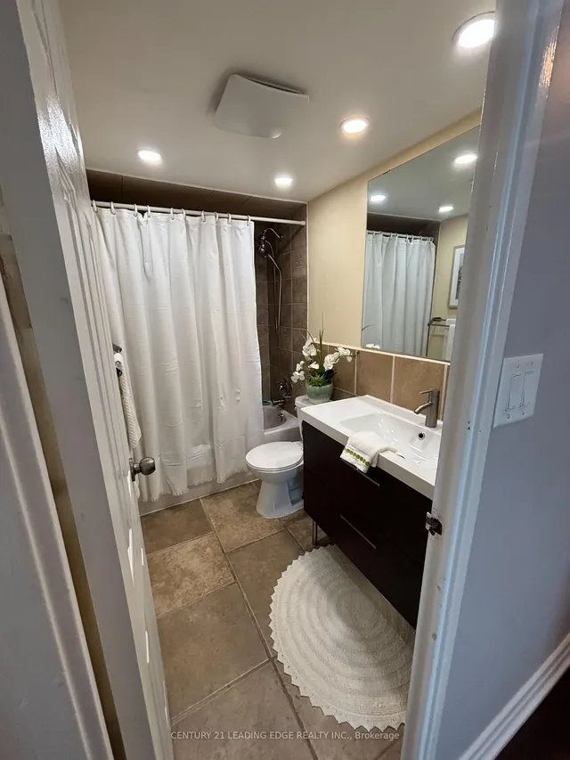 Additional image 29 of 10 Edgecliff Gfwy Unit 1704