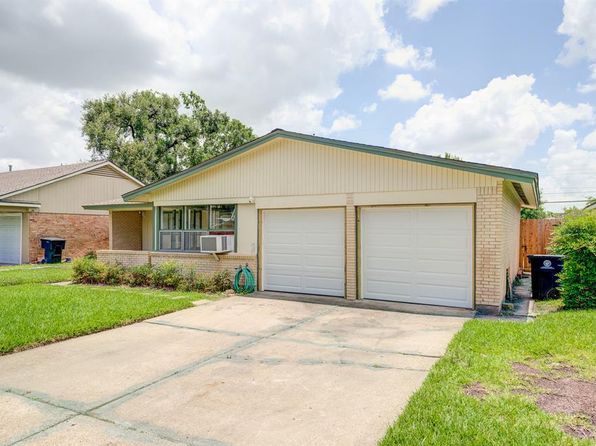 8623 Norton Dr, Houston, TX 77080