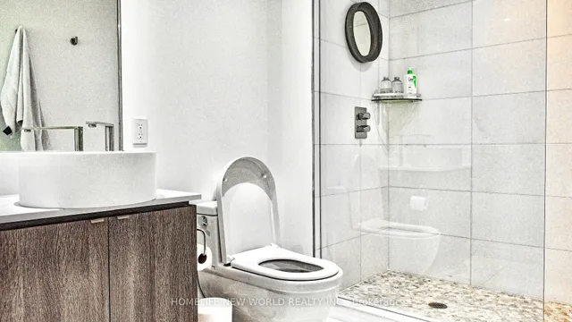 Additional image 17 of 60 Colborne St Unit 1502