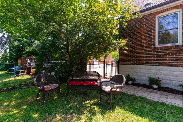 Additional image 43 of 90 Arcade Cres