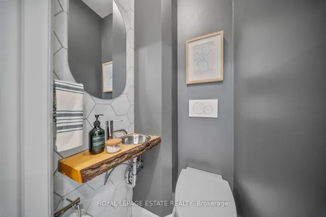 Additional image 14 of 6 Woodfield Rd