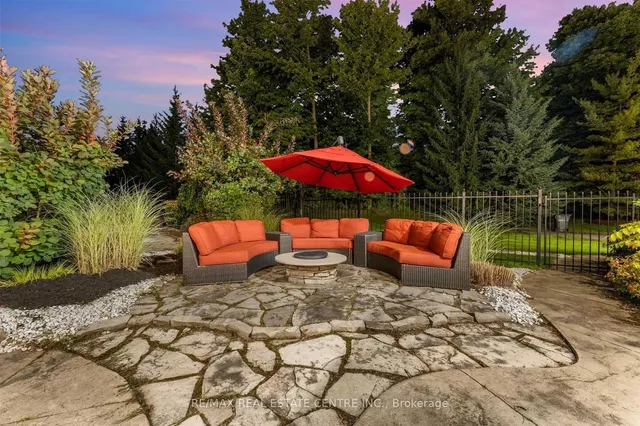 Additional image 38 of 11135 Menzies Crt