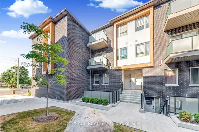 Additional image 5 of 2789 Eglinton Ave Unit 431