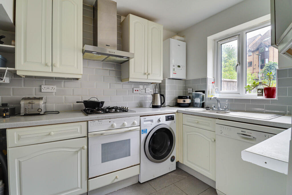 Additional image 6 of Shire Court, Dellfield, St Albans, AL1
