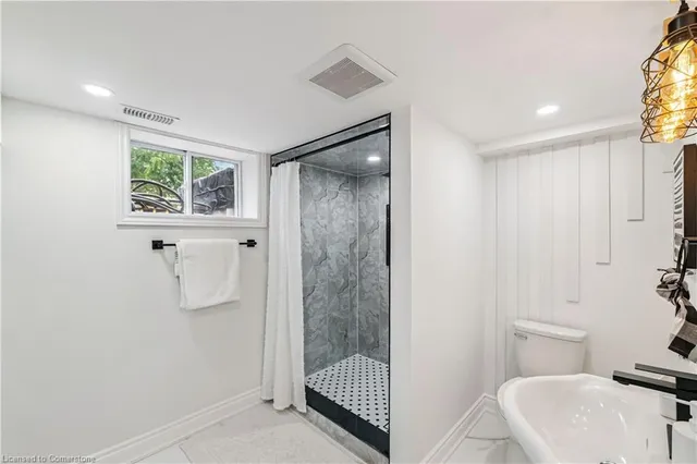 Additional image 21 of 220 Holmesdale Ave