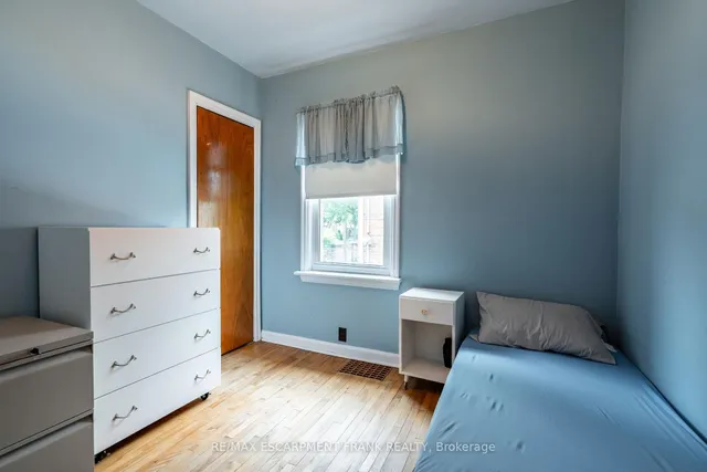 房产图片 18 - 209 东13街