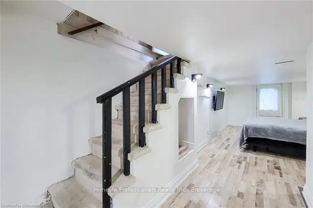 Additional image 39 of 116 Locke St