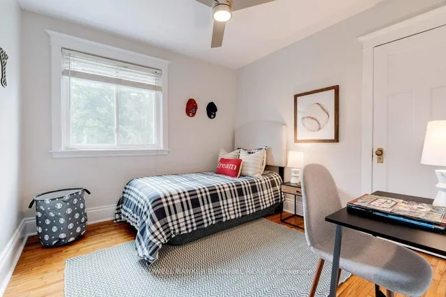 Additional image 29 of 550 Hughson St