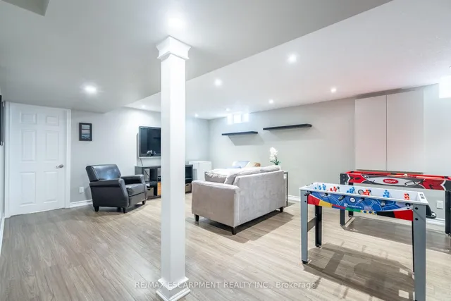 房产图片 29 - 布鲁姆斯伯里街12号