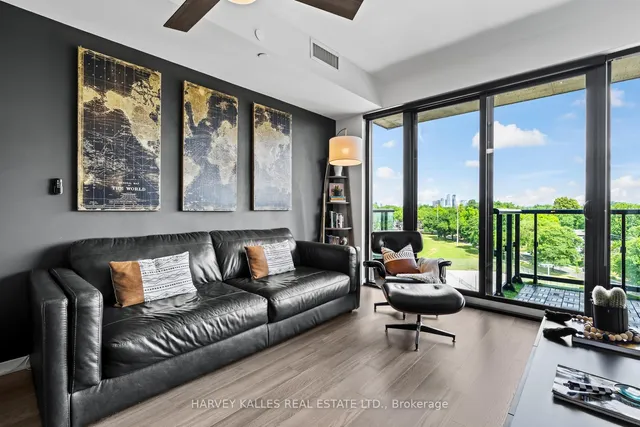 Additional image 9 of 7 Smith Cres Unit 604