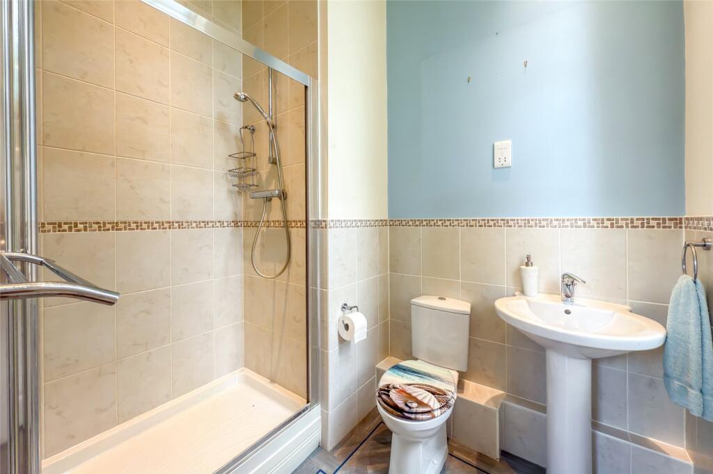 Additional image 11 of Beningfield Drive, London Colney, St. Albans, Hertfordshire, AL2