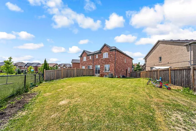 Additional image 46 of 43 Sussexvale Dr