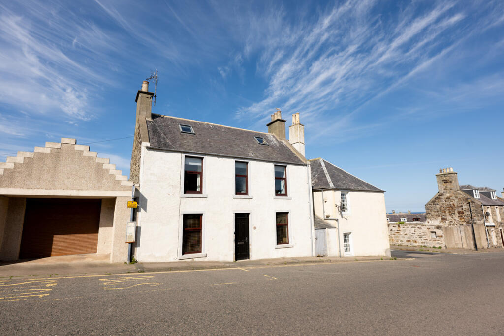 Additional image 2 of St. Catherine Street, Banff, AB45