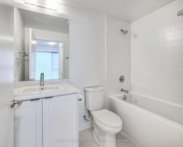 Additional image 27 of 55 Duke St Unit 1201
