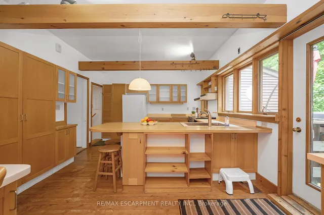 Additional image 13 of 47 Cross St