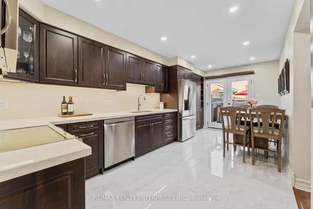 Additional image 12 of 724 Ashprior Ave