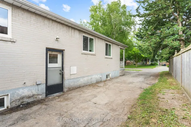 Additional image 46 of 154 Fitzgibbon Ave