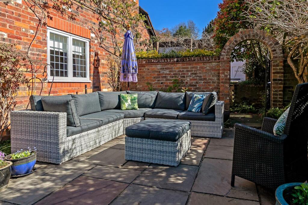 Additional image 29 of Fishpool Street, St. Albans