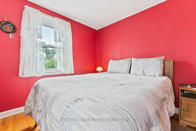 Additional image 12 of 367 Strathearne Ave