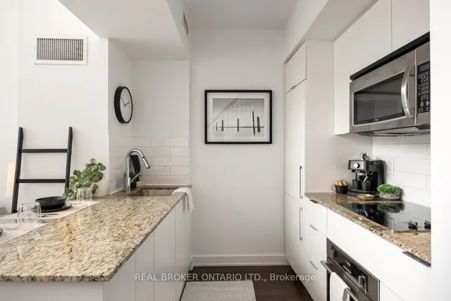 Additional image 6 of 5 Hanna Ave Unit 101