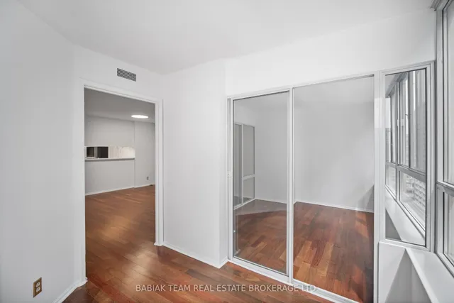 Additional image 23 of 711 Bay St Unit 1613