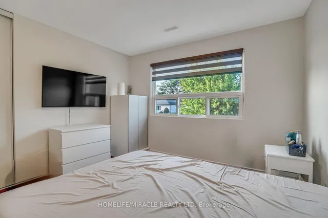 Additional image 11 of 102 Micmac Cres