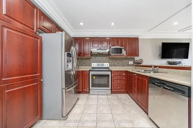 Additional image 11 of 36 Rockgarden Tr