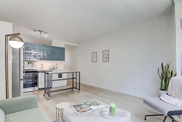 Additional image 9 of 36 Blue Jays Way Unit 610