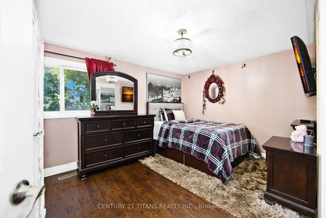 Additional image 12 of 7606 Netherwood Rd