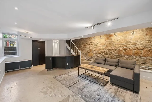 Additional image 39 of 218 Beatrice St