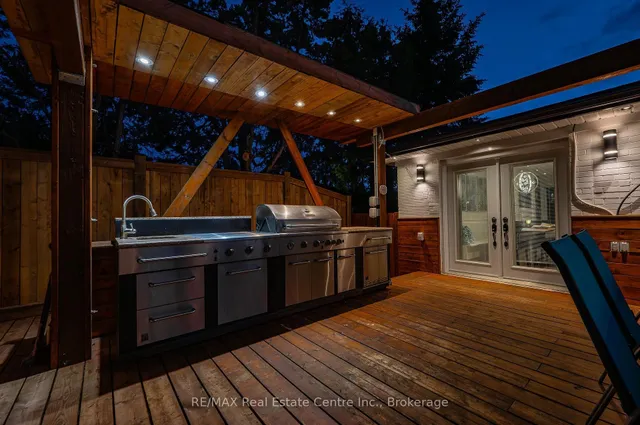 Additional image 43 of 47 Valentine Dr