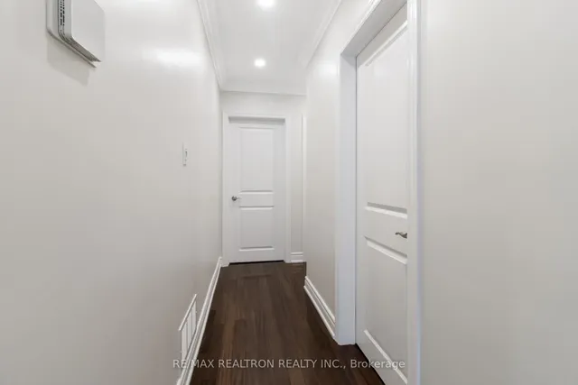 Additional image 15 of 44 Caracas Rd