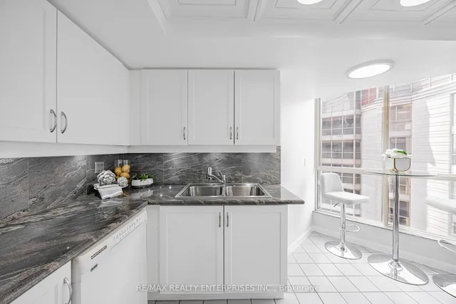 Additional image 18 of 55 Kingsbridge Garden Circ Unit 2213