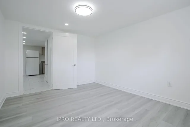 Additional image 41 of 1355 Pharmacy Ave