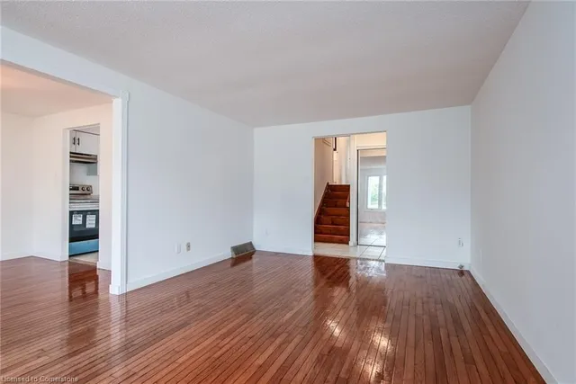 Additional image 9 of 227 Blackhorne Dr