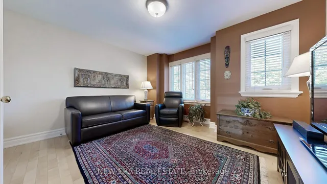 Additional image 15 of 10 Cam Fella Lane