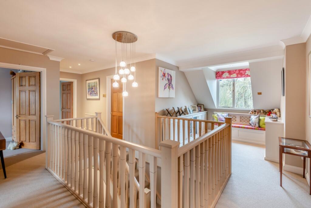 Additional image 12 of Oakhurst Avenue, Harpenden, Hertfordshire