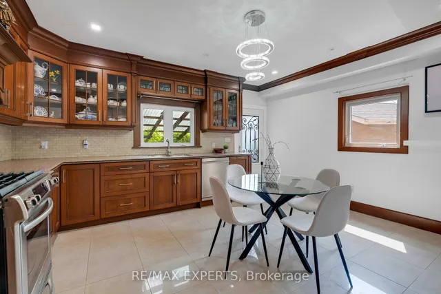 Additional image 10 of 19 Kenora Cres