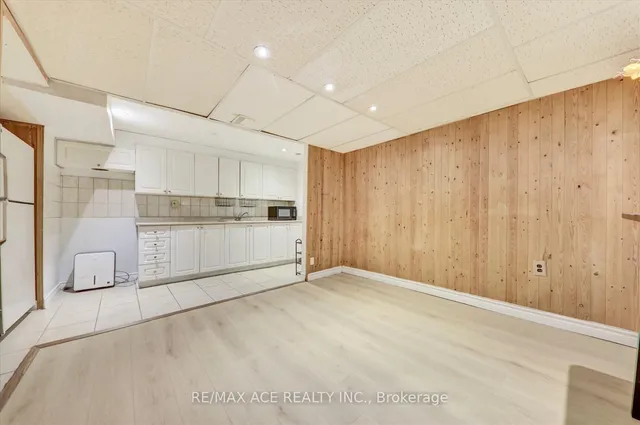 Additional image 38 of 88 Courtleigh Sq